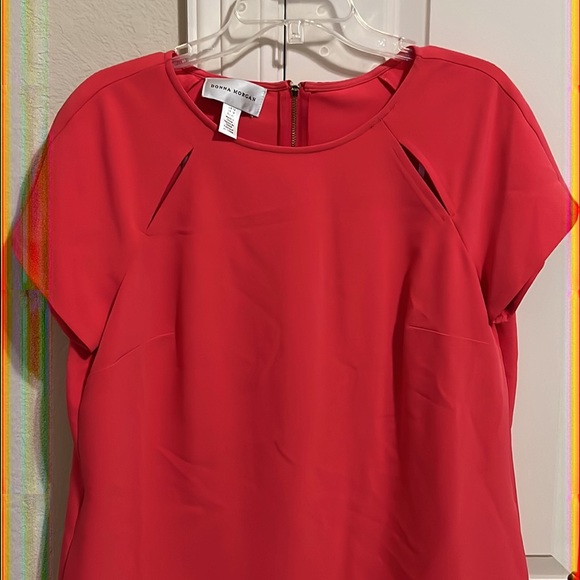 Donna Morgan cap sleeve shift dress - Picture 2 of 4